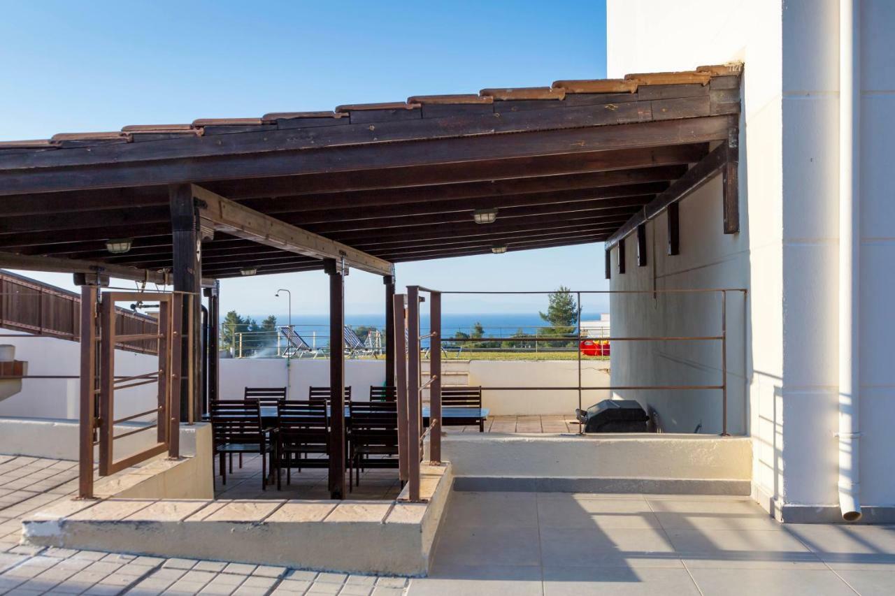 Villa Rossa 하니오티 외부 사진