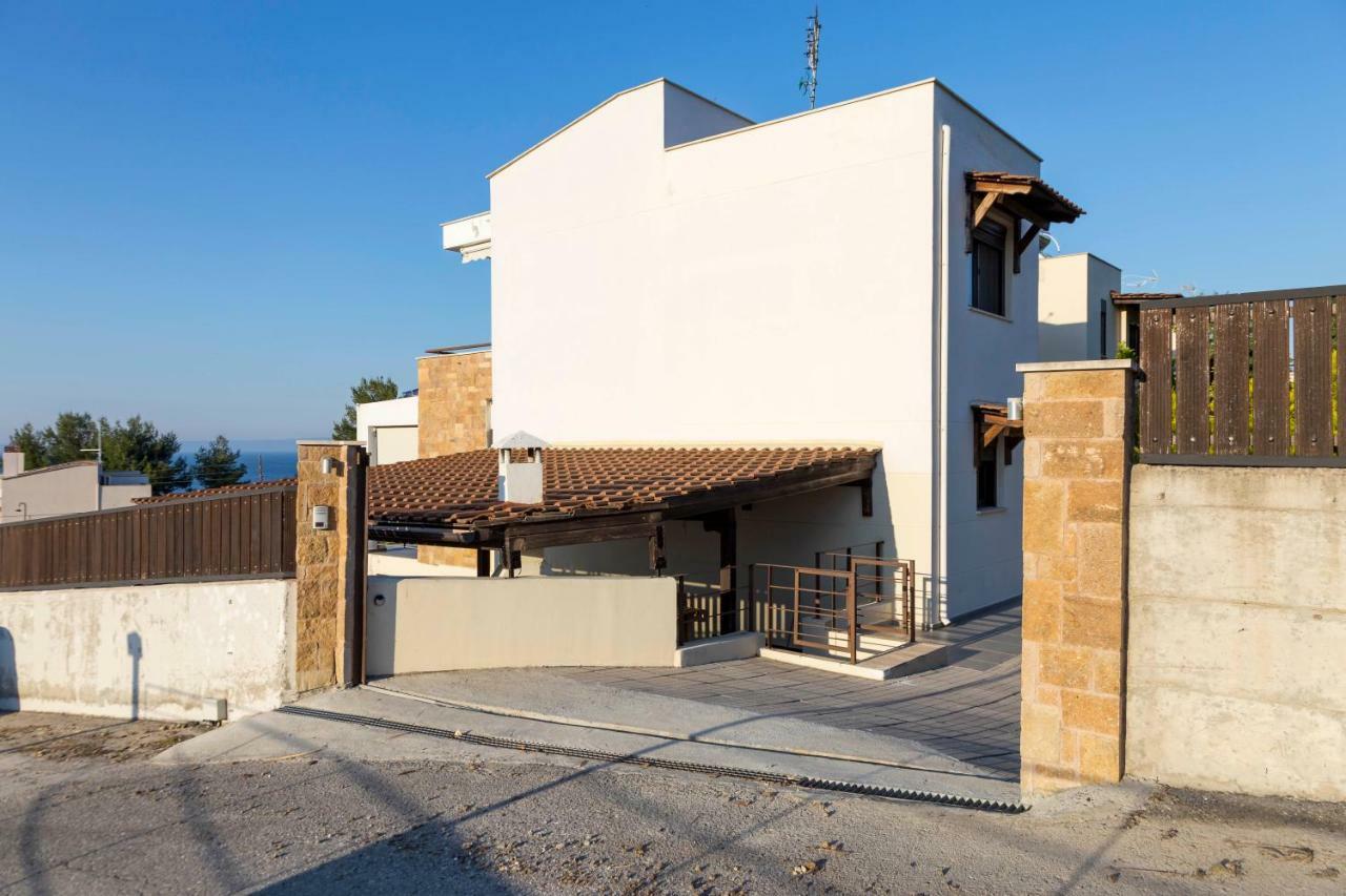 Villa Rossa 하니오티 외부 사진